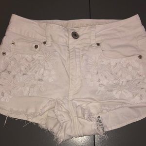 American eagle white shorts